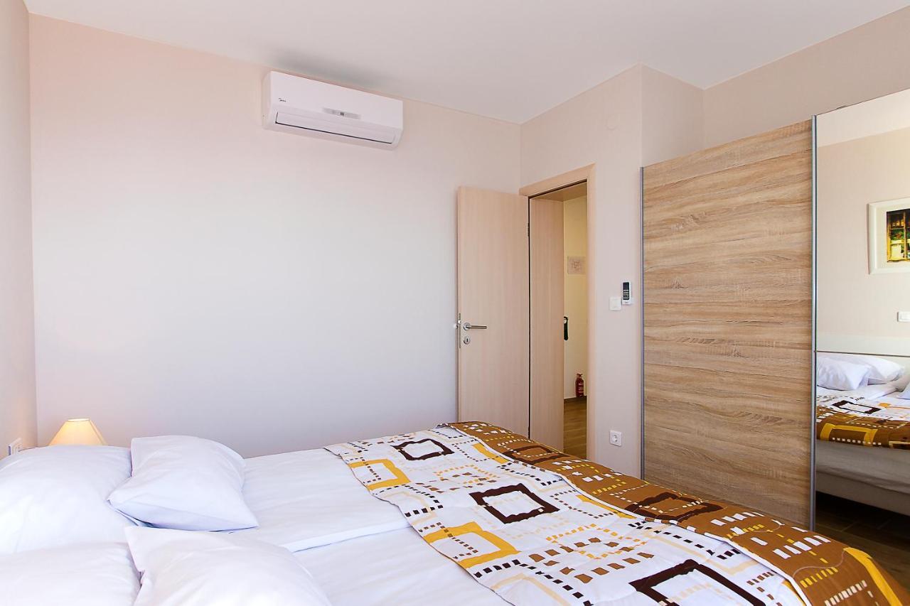 Apartment Ragusa Palace 3 Funjestra ภายนอก รูปภาพ