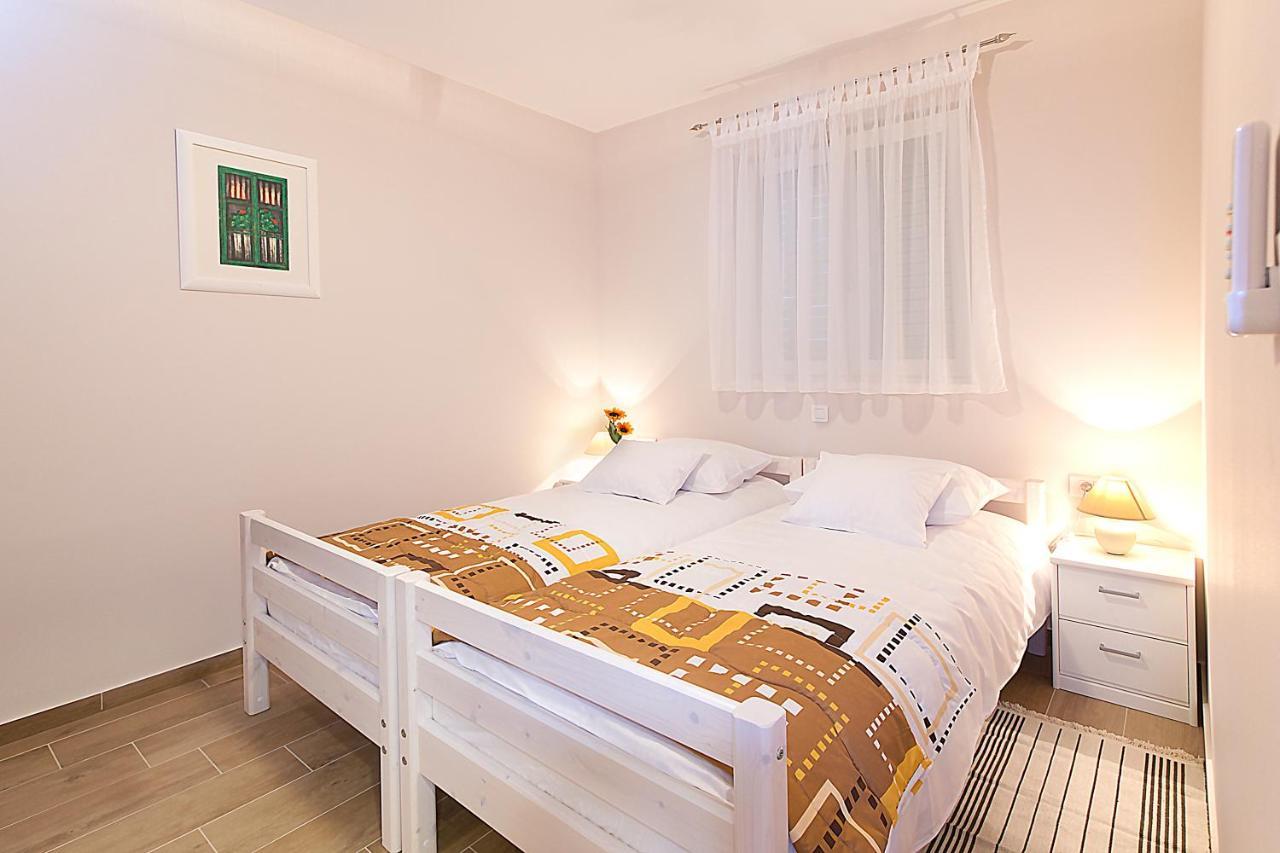 Apartment Ragusa Palace 3 Funjestra ภายนอก รูปภาพ